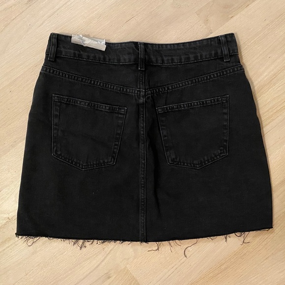 NWT Topshop Moto black jean skirt size US 8 - Picture 3 of 4
